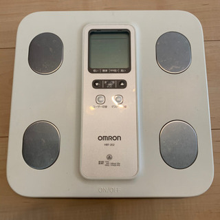 差し上げます　OMRON 体重計