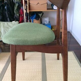 【再掲載】NOCEで購入したダイニングチェアをお譲りしますの画像