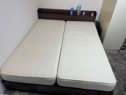 ダッバルベッドメットレス付き　5000円