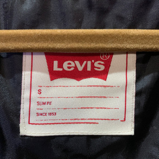 ダウンジャケット LEVI’S の画像
