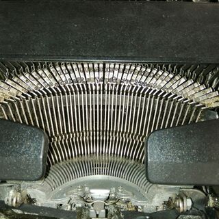 【現地取引限定】【打鍵正常】☆brother社　タイプライター☆【箱有】の画像