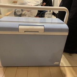 クーラーボックス