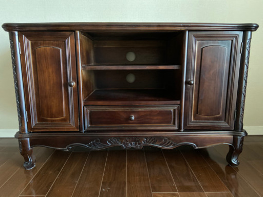 アンティーク調　テレビ台