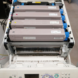 OKI プリンタ　C841dnの画像