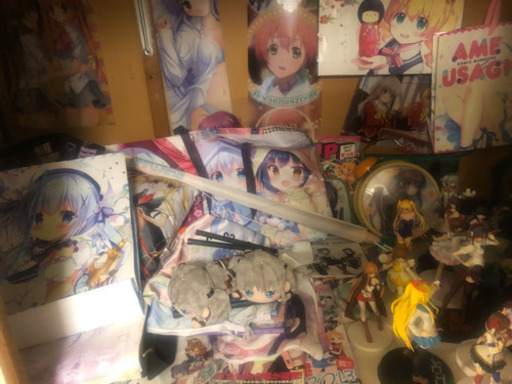 アニメグッズ　フィギュア　ポスター　同人　関連グッズ等