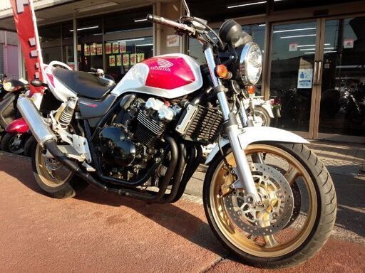 NO.3611　ＣＢ４００ＳＦＶ ＳＰＥＣⅢ　水冷４サイクル１６バルブ４気筒ＶＴＥＣエンジン　レッド＆ホワイト　☆彡