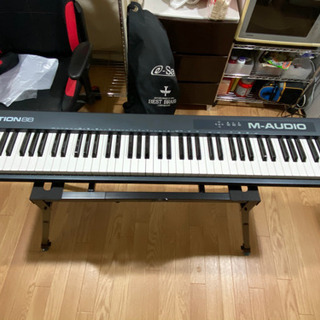 M-AUDIO station88