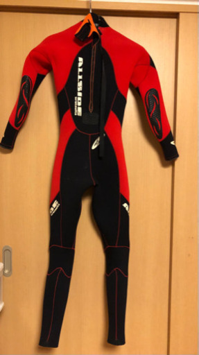 波乗りウェットスーツ