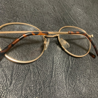 伊達眼鏡の画像