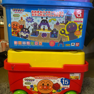 決まりました。アンパンマン　ブロック2箱
