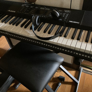 ALESIS MELODY61