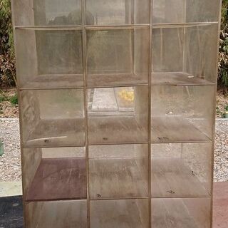ジャンク　アクリルボックス（24マス）オマケで熊手も差し上げます。