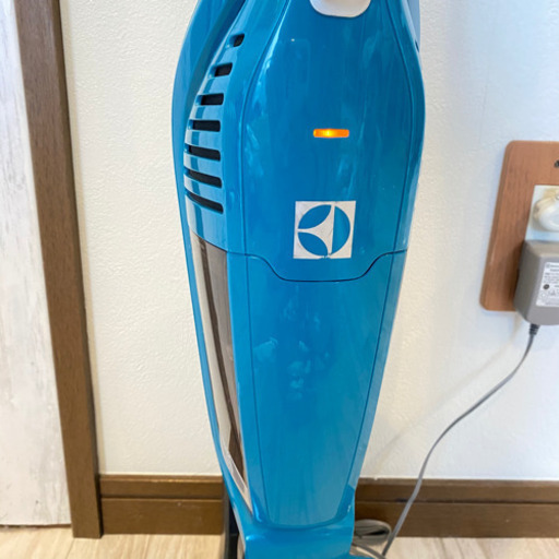 【2way】コードレス掃除機　エレクトロラックス(エルゴラピードリチウム)