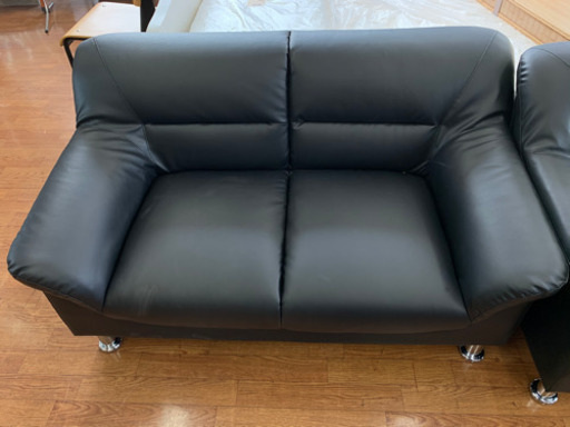 アーバン通商の未使用品?! 2人掛けソファソファです！