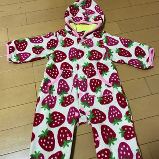 ベビー服　いちご柄カバーオール