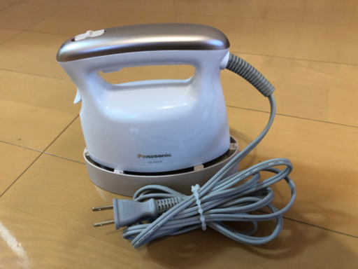 Panasonic スチームアイロン　ピンク