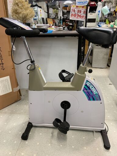 コンビ　エアロバイク　EZ101