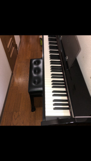 電子ピアノ　椅子付き
