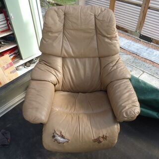 エコーネス EKORNES 高級 スウェーデン製リクライニングチェア 本革