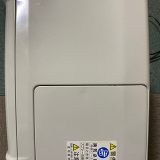 石油ファンヒーターの画像