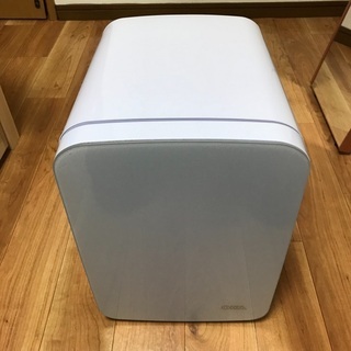 小型冷蔵庫　(2ヶ月使用。きれいです)