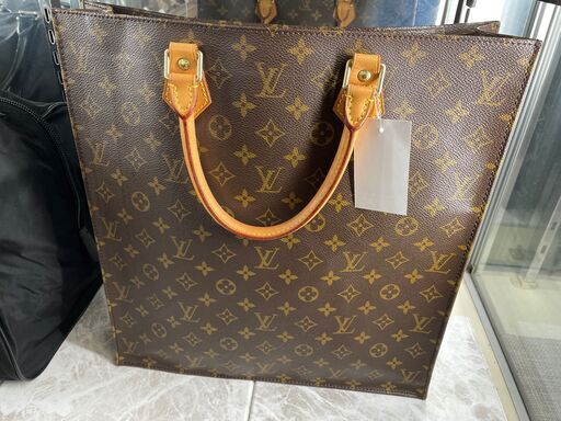 LOUIS VUITTON  ルイヴィトン　M51140　モノグラム　サックプラ