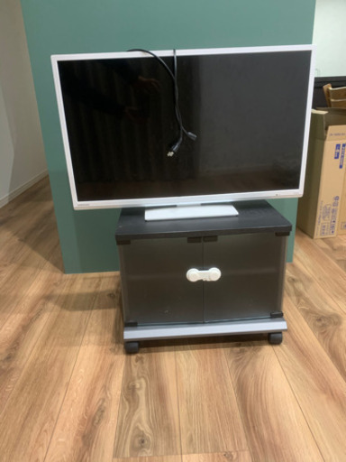 テレビ　テレビ台付き