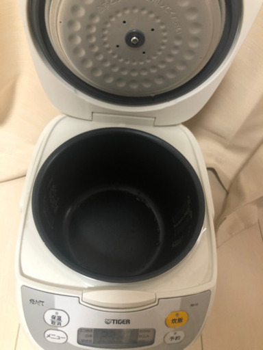 タイガー炊飯器JBH-G1　5.5合炊き