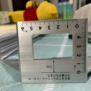 エアコン高い所取り付けできる業者探します