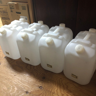 水の容器　20リットル　4個セット