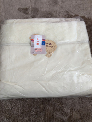 新品/ウール100 %毛布