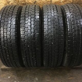 TOYO DELVEX M934 215/70R17.5 118/116 N LT 17.5インチ トラックタイヤ スタッドレス 4本 2019年製 コースター等　(TG408) クレジットカード QR決済可能