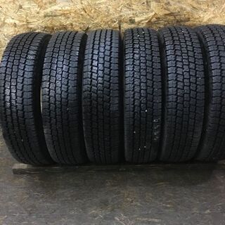 TOYO DELVEX M934 205/80R17.5 120/118 L LT 17.5インチ トラックタイヤ スタッドレス 6本 キャンター シビリアン等　(TT136) クレジットカード QR決済可能