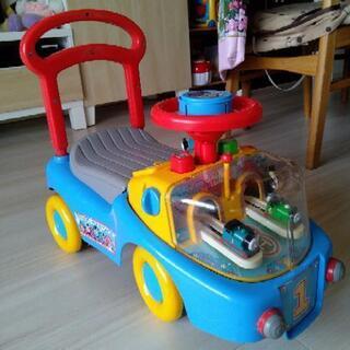 譲渡済[おもちゃ譲ります]乗用GOGO トンネルトーマス　室内