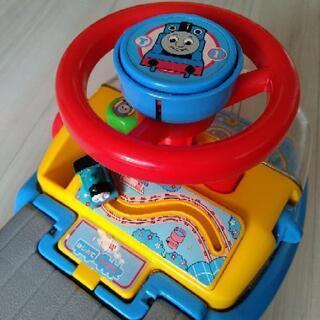 譲渡済[おもちゃ譲ります]乗用GOGO トンネルトーマス　室内の画像