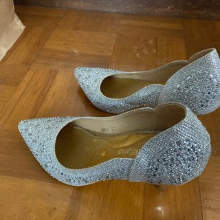 キラキラパンプスの画像