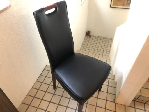 お洒落なテーブルとイス