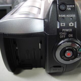 ソニー（SONY）　デジタルビデオカメラレコーダー　ハンディカムDCR-SR220　の画像