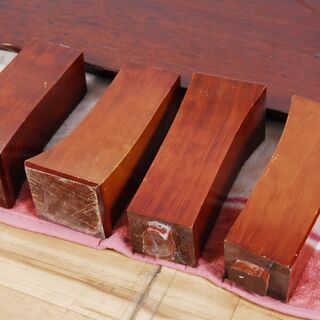 4383 耳付 紫檀 座卓 一枚板 脚取外し可 ローテーブル 幅 90cm 長さ 151.5cm 高さ32cm 天板厚み4.5cm 愛知県岡崎市 直接引取可能の画像