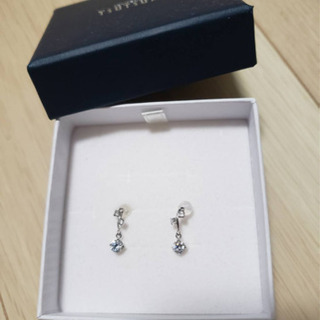 ジュエリーツツミ　ピアスの画像