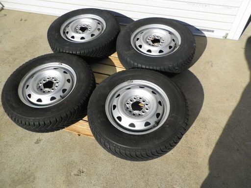 オールシーズンタイヤ＆スチール汎用ホイール付き155/80R13中古品