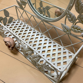 アンティーク風ミラーの画像