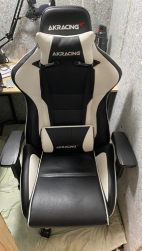 AKRACING pro-x ゲーミングチェア　白　ホワイト