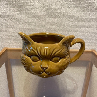 ネコ（陶器）　小物入れ？