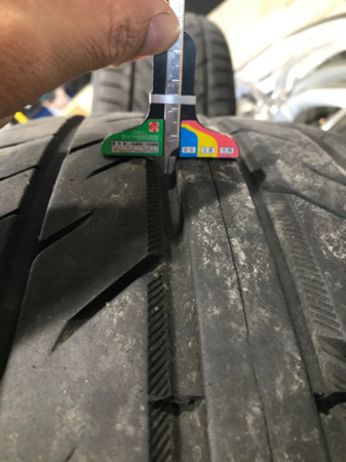 ベンツ　245/35ZR20 タイヤホイール4本セット