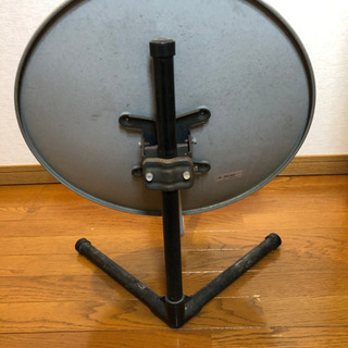BS  CSアンテナ　自立スタンド、ケーブル付きの画像
