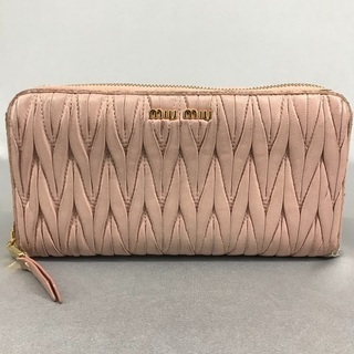 miumiuミュウミュウ ピンクレザー ラウンドファスナー長財布...