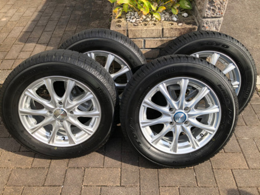 2016年製スタッドレスタイヤ　175/65R14  4本セット