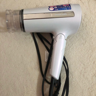 【受け渡し者決定しました】ドライヤー　TESCOMの画像
