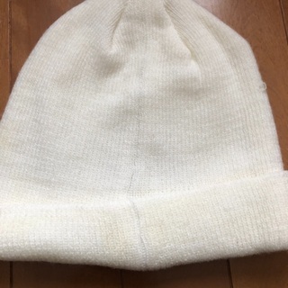 美品！ニット帽　キティちゃんの画像